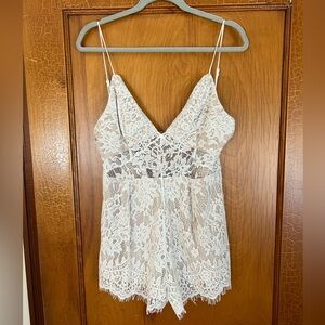 TOBI white lace romper - size medium